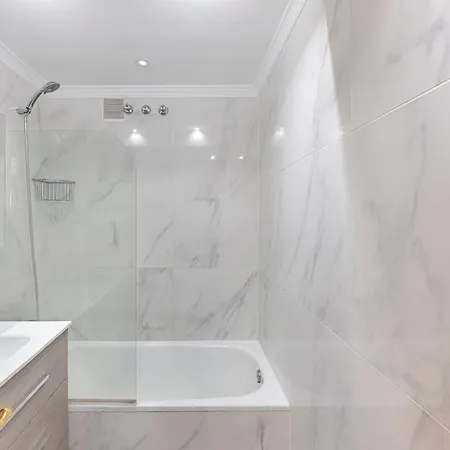 Dolmen Group- Ricardo Soriano Apartment